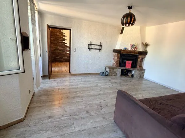 Superbe appartement 4pieces avec garage et cave