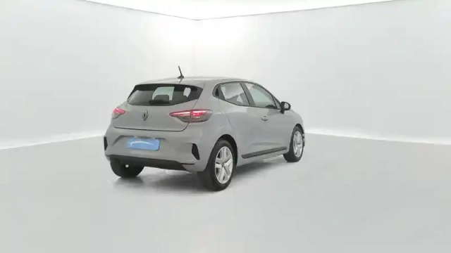Renault Clio tce 90 — photo 23