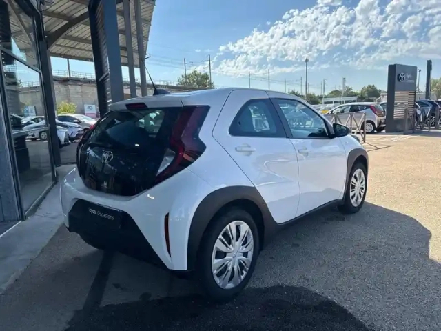 Toyota Aygo X 1.0 vvt-i 72ch dynamic s-cvt my23 — photo 8