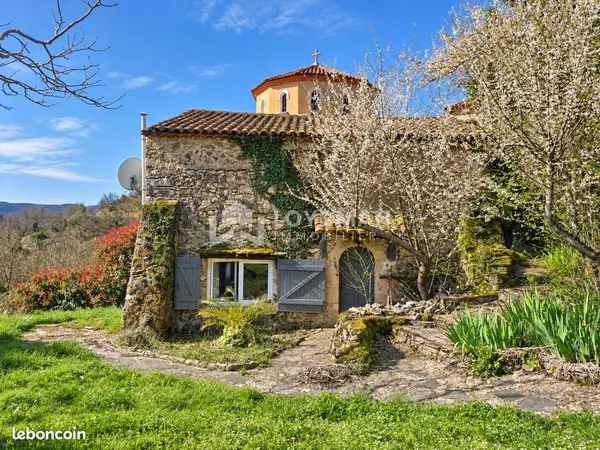 Propriété 6 pièces 132 m²