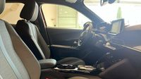 Peugeot 2008 1.2 PureTech 130ch S&S Allure EAT8 — photo 15