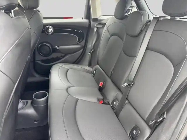 Mini Mini hatch 5 portes cooper 136 ch dkg7 — photo 15