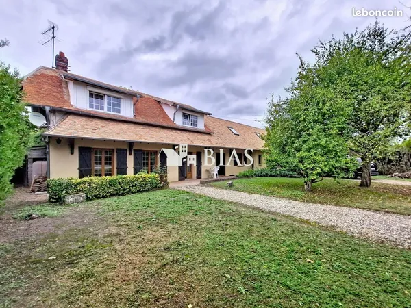 Longère 6 pièces 110 m²