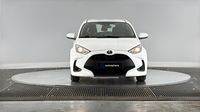 Toyota Yaris 116h Dynamic 5p MY22 — photo 1