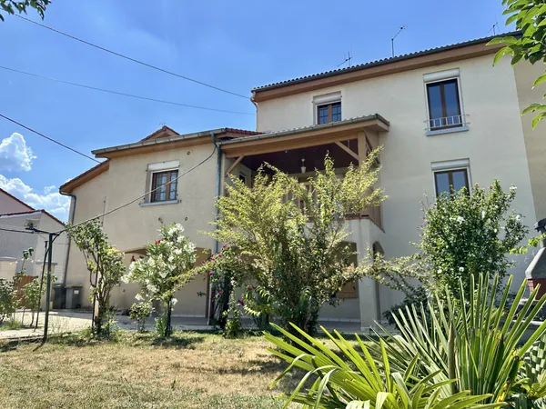 Grande maison familiale en parfait état, jardin, DPE C, proc