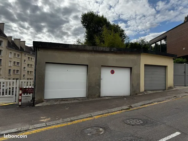 Garage à louer - Caen Saint-Julien / Gaillon - 16 m²