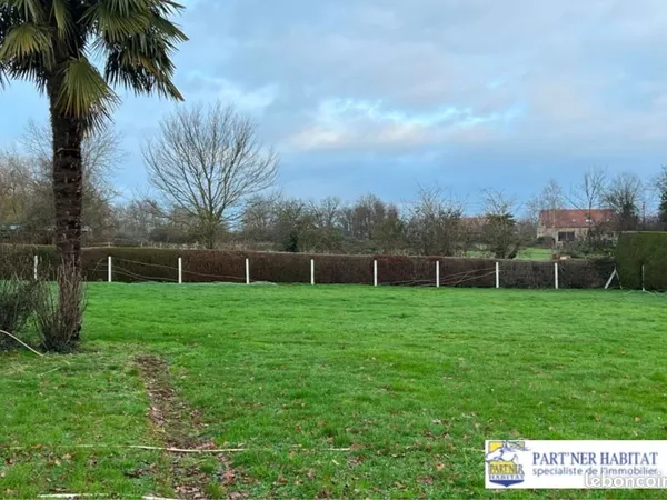 Terrain 1 051 m² Sable Sur Sarthe