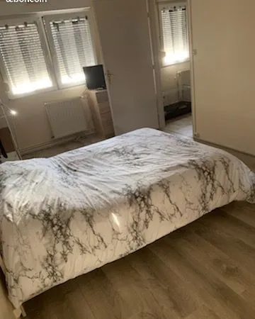 Vends joli F2
