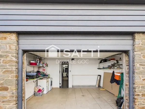 en plein couer du centre-ville, bien atipyque, rénovation de qualité, garage motorisé