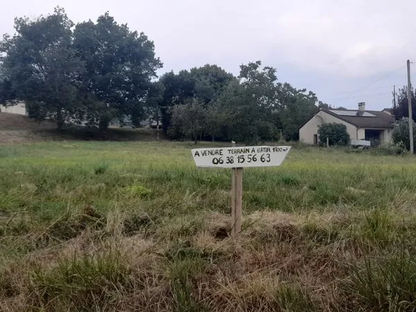 Terrain à bâtir 1700m2 à Lanzac (Lot)