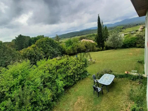 Villa 5 pièces 141 m²