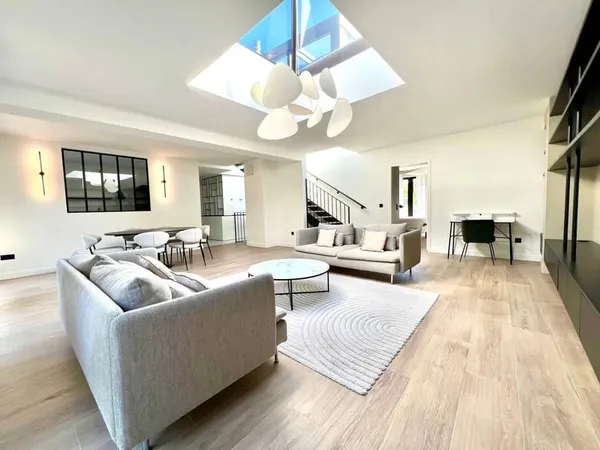 Duplex 6 pièces 151 m²