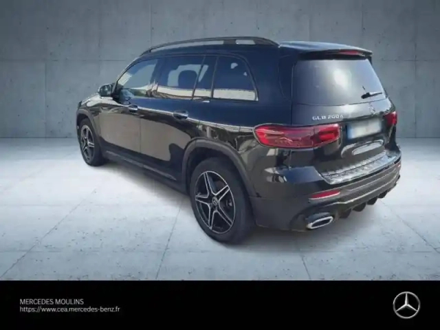 Mercedes Glb 200d 150ch amg line 8g dct — photo 7