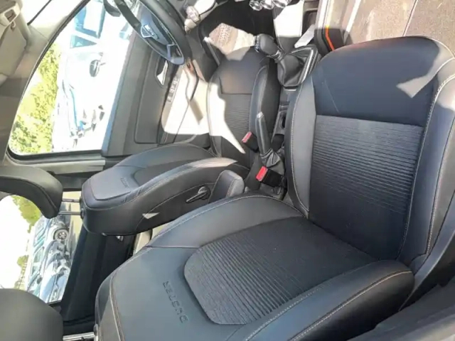 Dacia Duster tce 150 fap 4x2 edc — photo 14