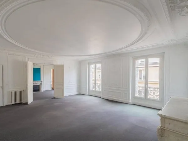 Bureaux 337 m²