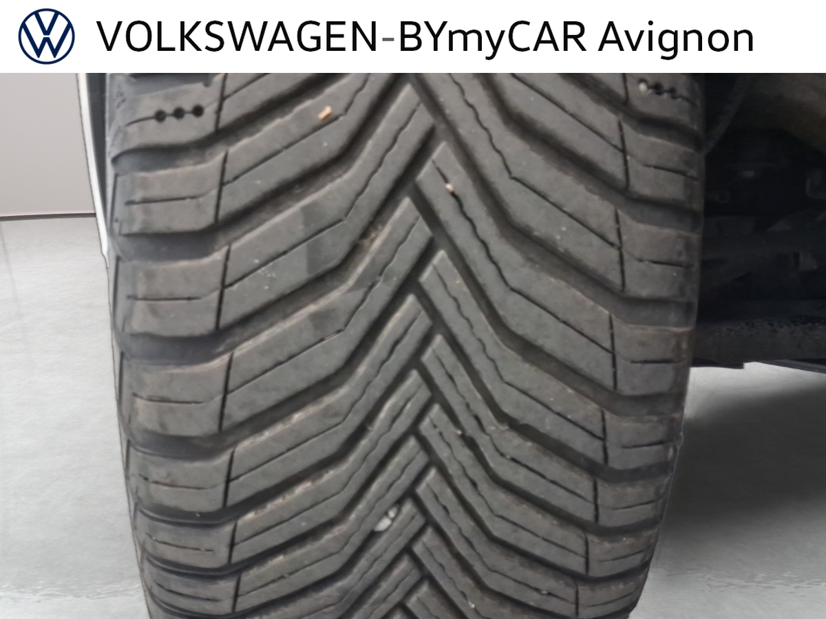 Volkswagen Taigo 1.5 TSI 150 DSG7 — photo 9