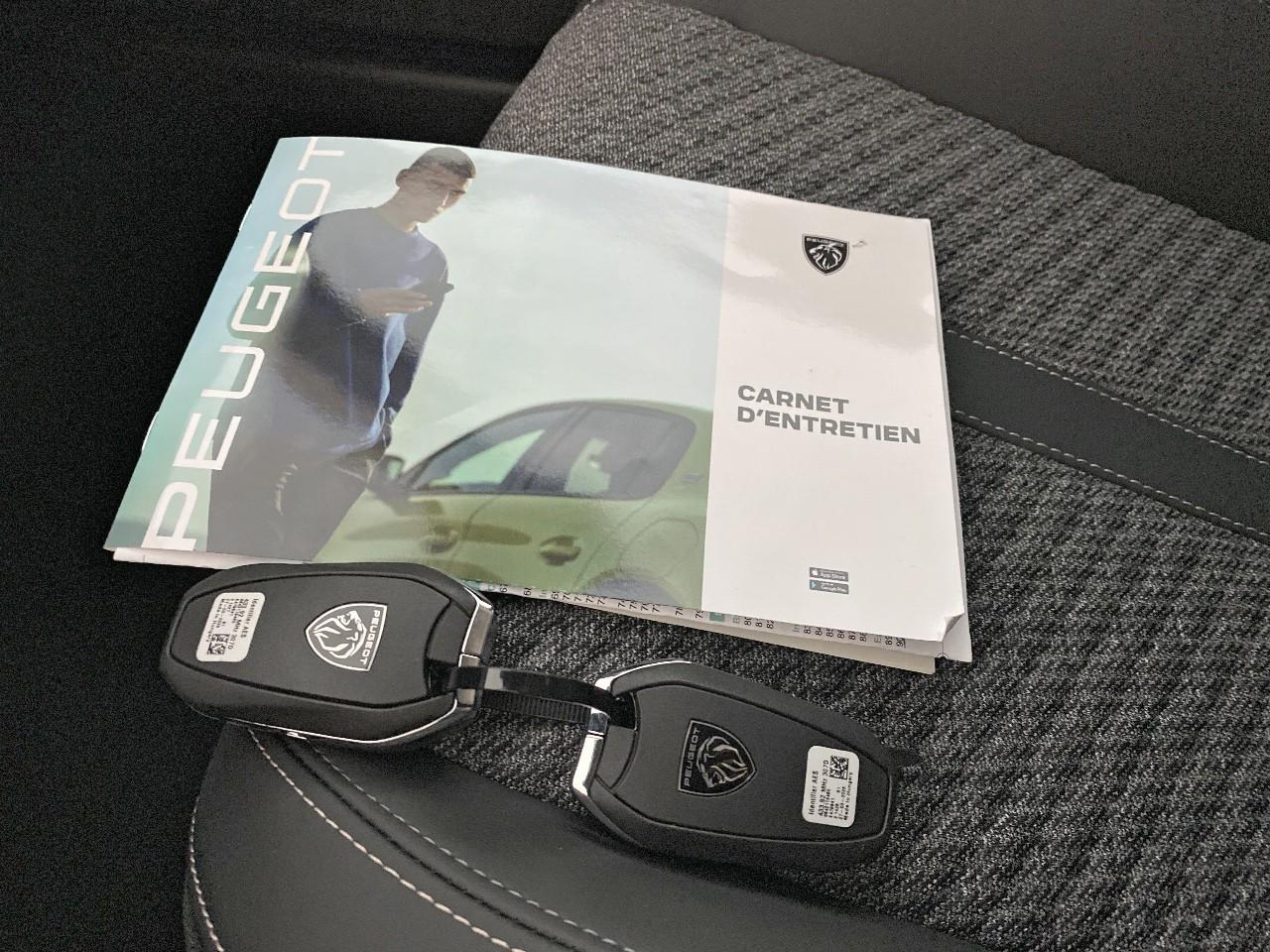 Peugeot 308 sw hybrid 145 e-dcs6 allure — photo 18
