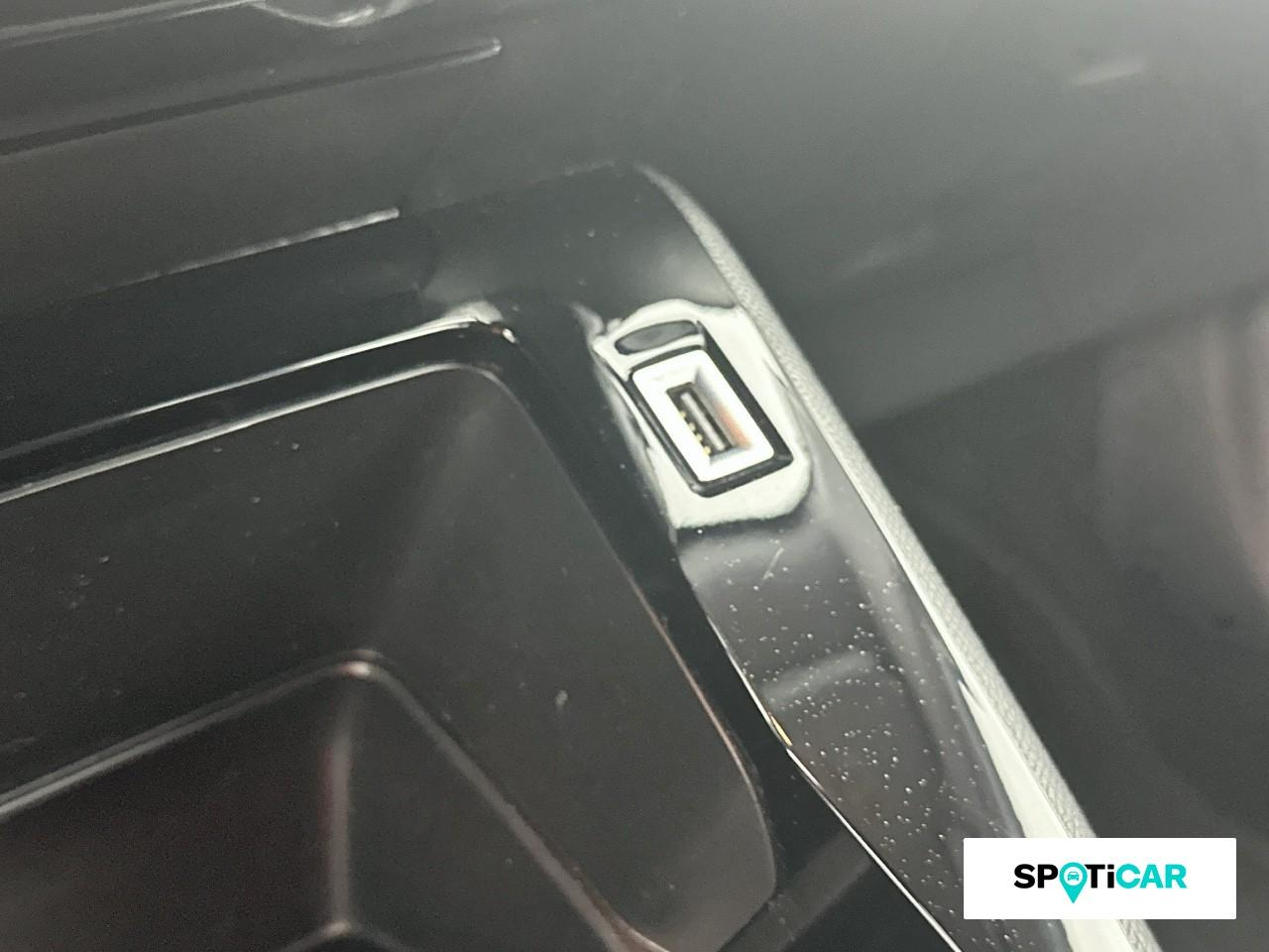 Peugeot 2008 1.2 puretech 100ch s&s style — photo 19