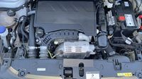 Peugeot 208 1.2 PureTech 100ch S&S Allure — photo 12