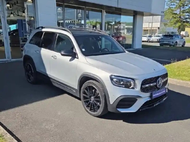 Mercedes Glb 200d 150ch amg line 8g dct — photo 12