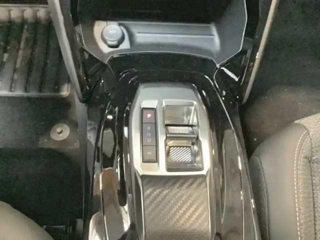 Peugeot 208 hybrid 110 e-dcs6 — photo 14