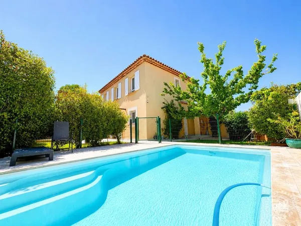 Maison 6 pièces 125 m²