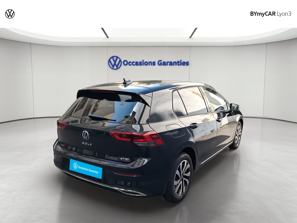 Volkswagen Golf 1.5 eTSI OPF 130 DSG7 — photo 5