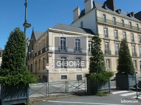 Bureaux 85 m²