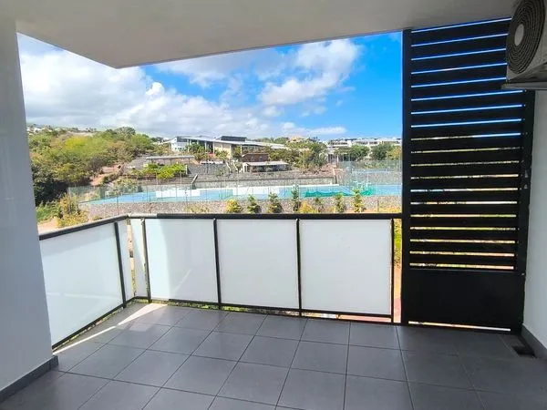T4 de 83 m² Résidence ETERNITY 2 - Possession Moulin Joli