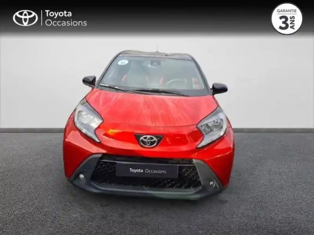 Toyota Aygo x 1.0 vvt-i 72ch design s-cvt — photo 4