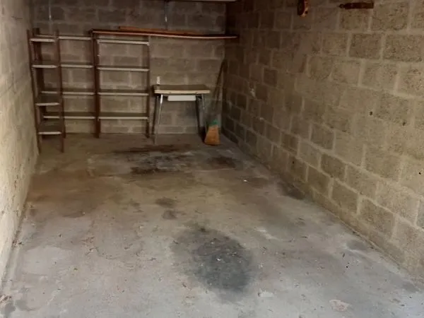 Garage fermé