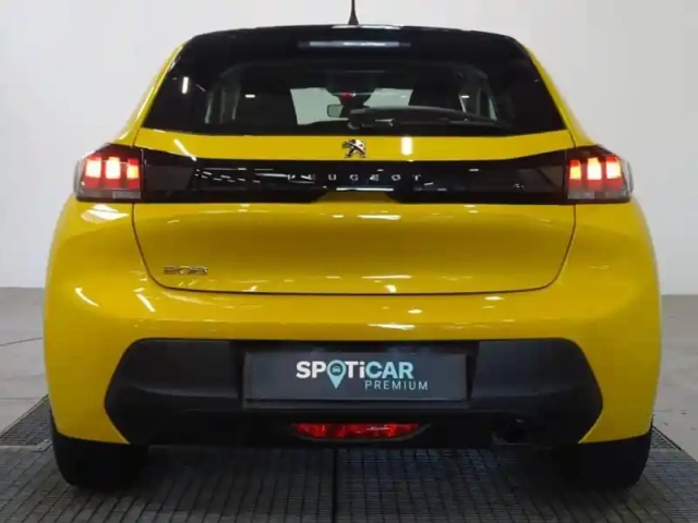 Peugeot 208 1.2 puretech 75ch s&amp;s like 2023 — photo 18