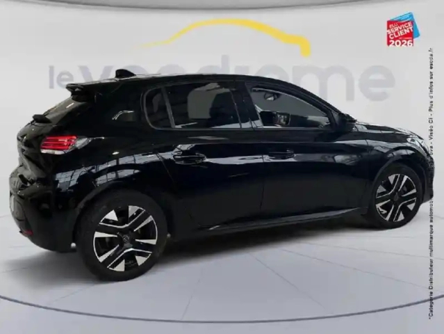 Peugeot 208 1.2 puretech 100ch s&amp;s allure — photo 4