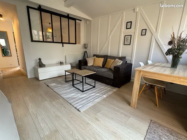 Appartement T1 à louer, avec petit extérieur
