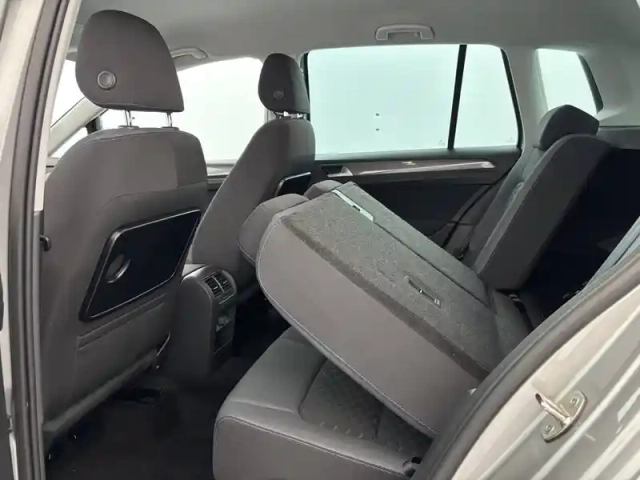 Volkswagen Golf Sportsvan 1.0 tsi 115 bvm6 — photo 45