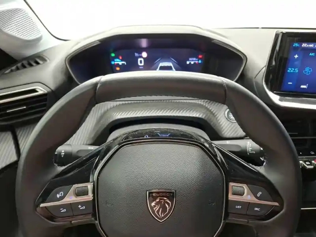 Peugeot 208 puretech 100 s&amp;s bvm6 — photo 16