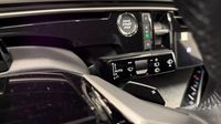 Peugeot 5008 Hybrid 145ch Allure e-DCS6 — photo 24