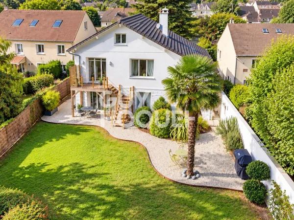 MAISON FAMILIALE DE 160 M² UTILES - TERRAIN DE 753 M² - FORT POTENTIEL