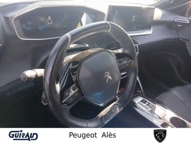 Peugeot 2008 electrique 136 ch — photo 9