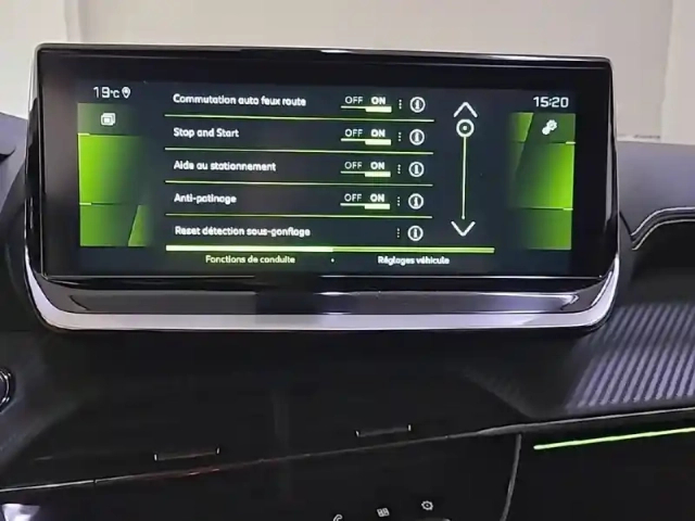 Peugeot 2008 puretech 130 s&amp;s eat8 — photo 77