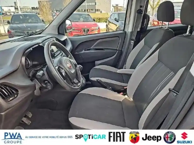 Fiat Doblo cargo maxi 1.6 multijet 105ch cabine approfondie pack professional e6 — photo 10
