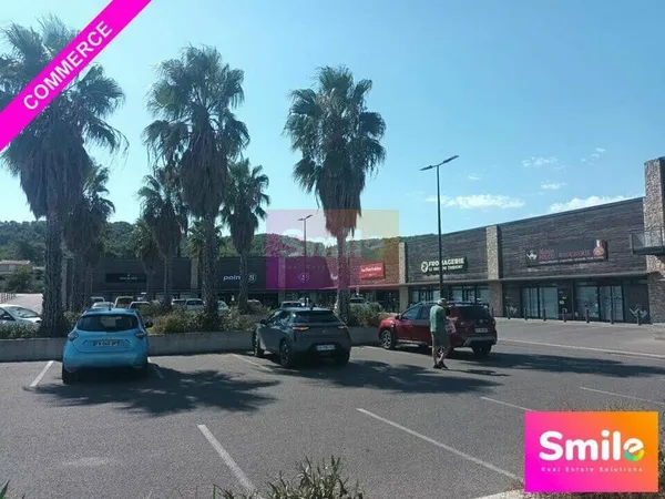 Local commercial 188 m²