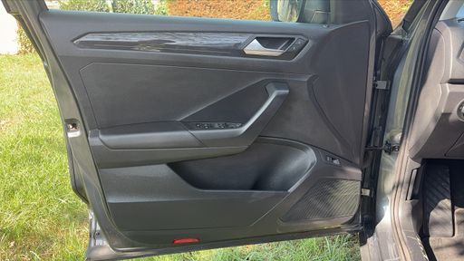 Volkswagen T-Roc 1.5 TSI 150 - Carat Exclusive – 2019 – 130212 km – Essence – Boîte Manuelle — photo 50