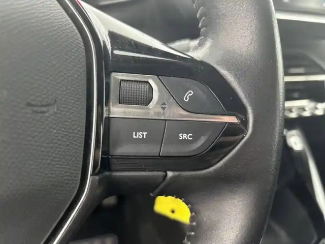 Peugeot 2008 puretech 100 s&amp;s bvm6 — photo 19