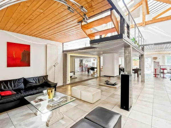 Appartement 6 pièces 239 m²