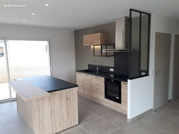 Location maison neuve 4 pièces 100 m2 - 46090 Le Montat