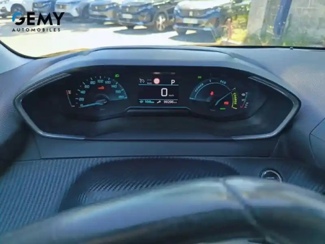 Peugeot 208 electrique 50 kwh 136ch — photo 13