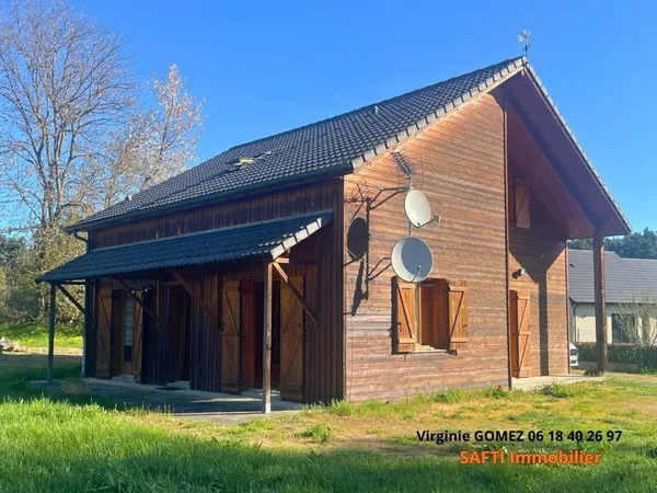 Rare à la location à AYDAT  Chalet 116 m²  3 chambres