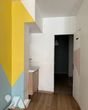 Local d'activités 59 m²