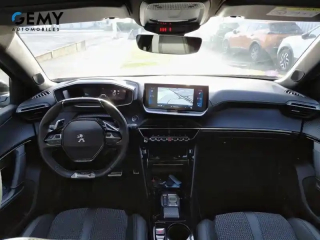Peugeot 2008 puretech 130 s&amp;s eat8 — photo 8